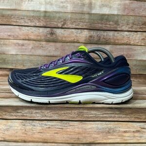 Brooks Transend 4 Athletic Shoes